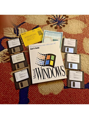 📦 Microsoft Windows 3.1 Operation System Manual w/3.5 Floppy Discs (Rare!)